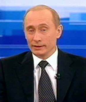 В.В. Путин здоровается с телезрителями